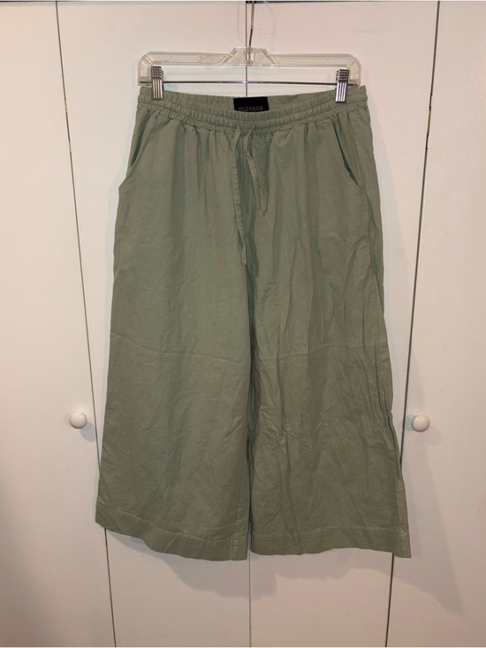 Wild Fang 100% Cotton Wide Leg Crop Pants Size Medium